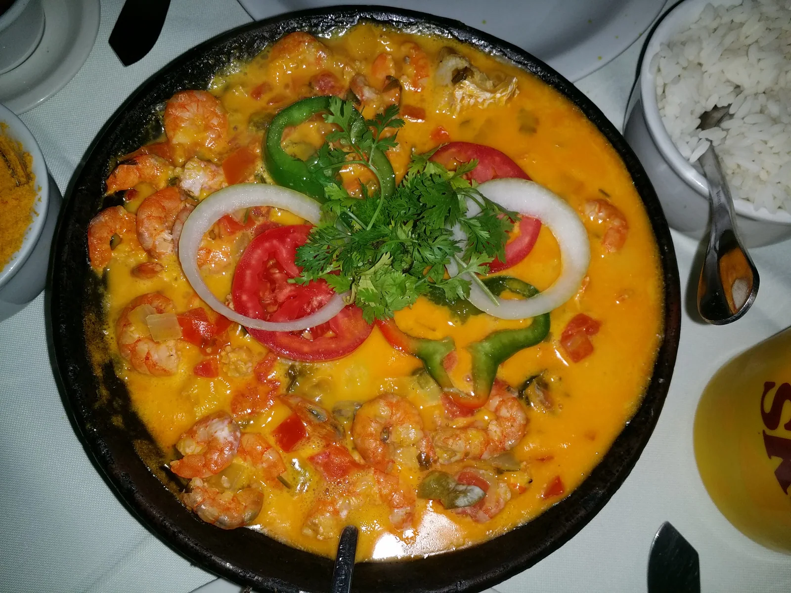 Moqueca baiana em panela