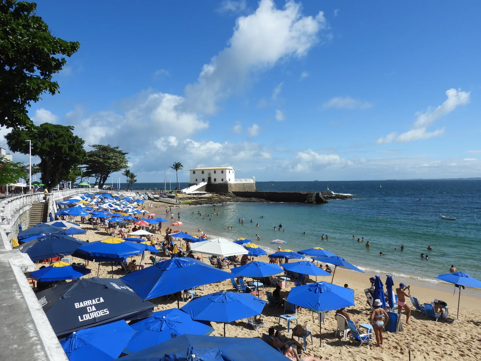 Mar do Porto da Barra e Forte de Santa Maria em julho de 2025